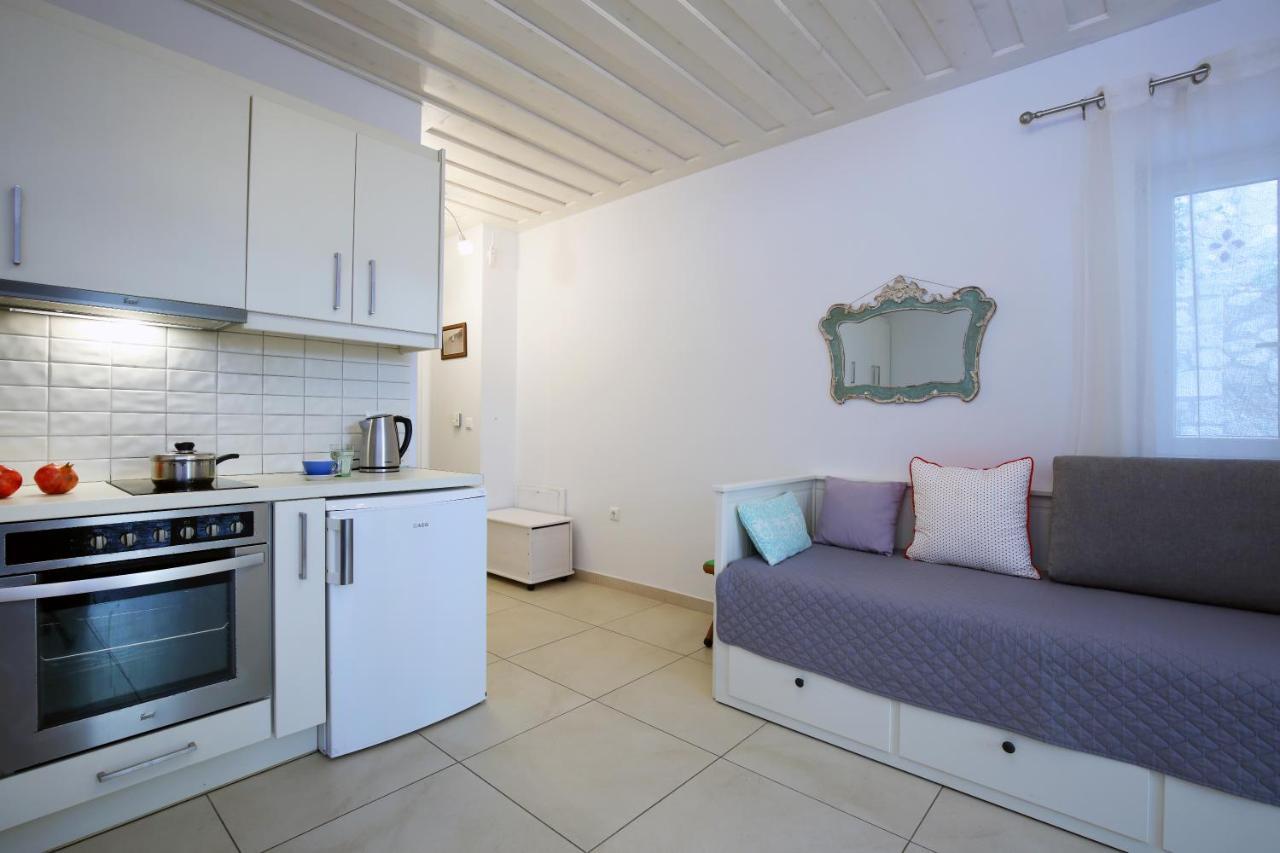 Wild Sea Apartments อาโยส นิกีตัส ภายนอก รูปภาพ