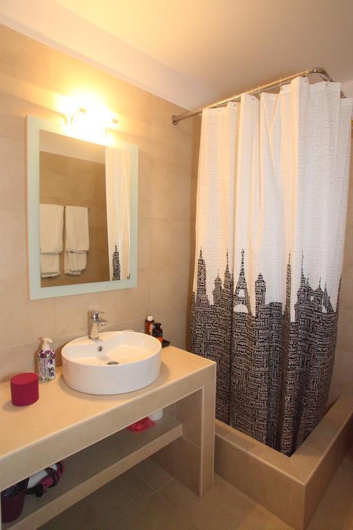 Wild Sea Apartments อาโยส นิกีตัส ห้อง รูปภาพ
